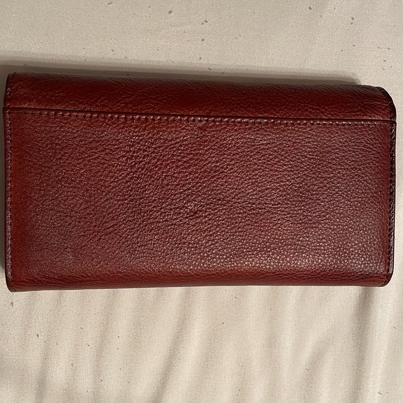 Soft brown leather personalized wallet - Picture 3 of 6